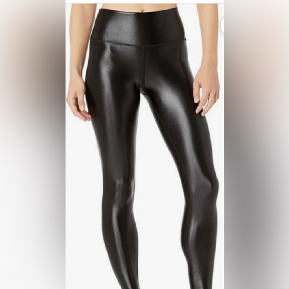 Alo Yoga High-Waist Shine Black Leggings